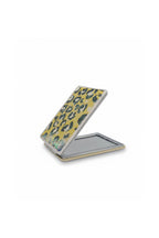 Leopar Desenli 5x7 Cm Kapaklı Sulu Simli Taşınabilir Cep Makyaj Aynası - Sarı - 1