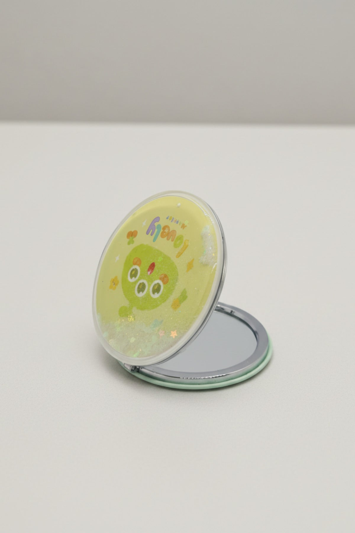 6x6 Cm Yuvarlak Kapaklı Cep Aynası Taşınabilir Makyaj Aynası - Yeşil - 3