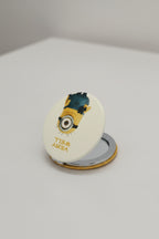 Minion Karakter Baskılı 6x6 Cm Yuvarlak Kapaklı Taşınabilir Cep Makyaj Aynası - Sarı C - 3