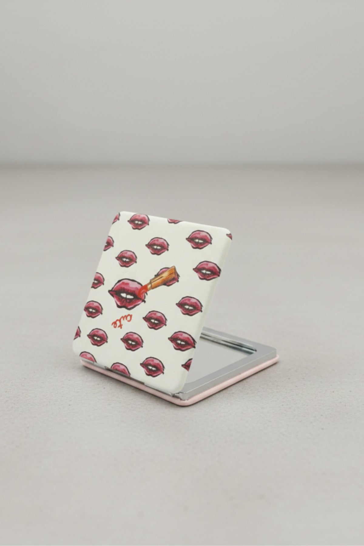 6x6 Cm Kare Kapaklı Cep Aynası Taşınabilir Makyaj Aynası - Çok Renkli D - 3