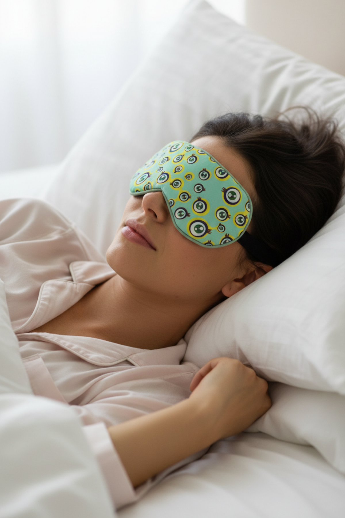 Desenli Jel Soğutmalı Uyku Maskesi